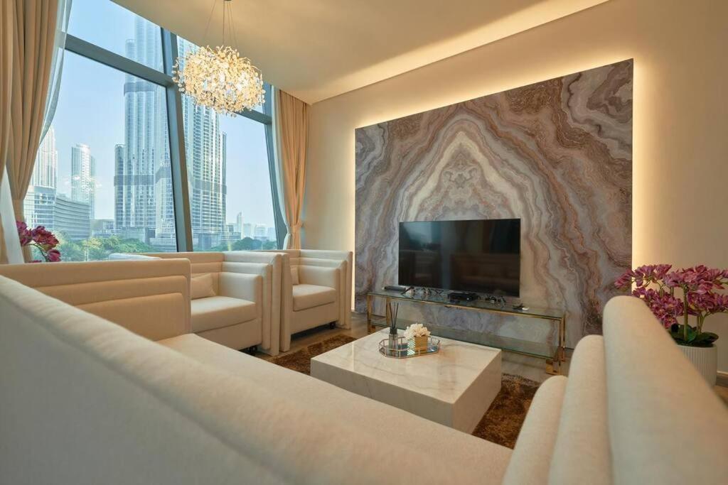 Magnificent Stunning 3 Bedroom With Burj Khalifa View Dubaï