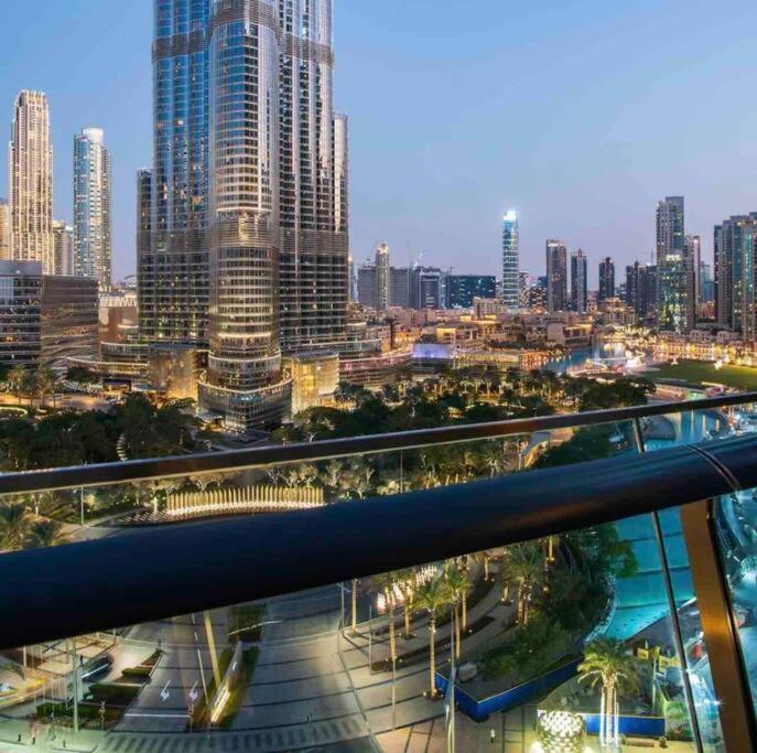 Magnificent Stunning 3 Bedroom With Burj Khalifa View * Dubaï