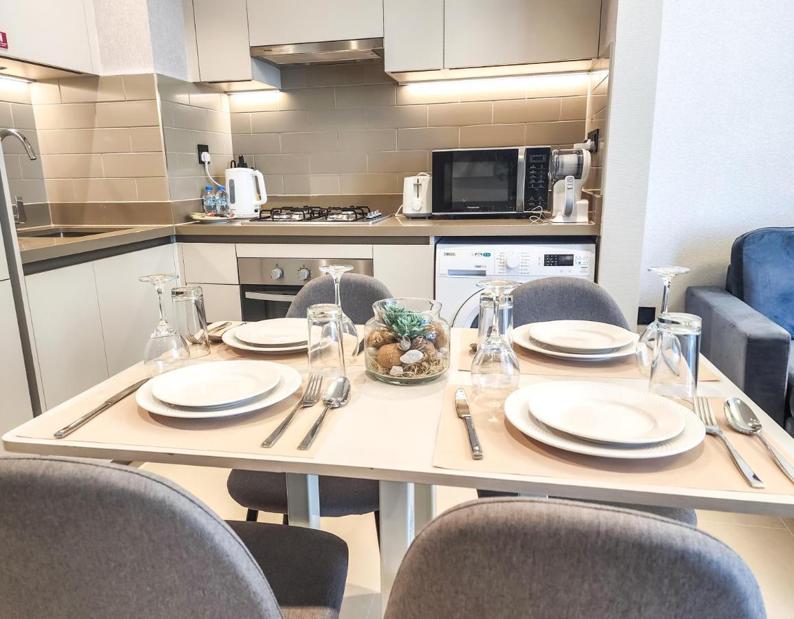 By Latinem Luxury 1 Bedroom Cv B1806 Near Burj Khalifa Apartamento Dubái