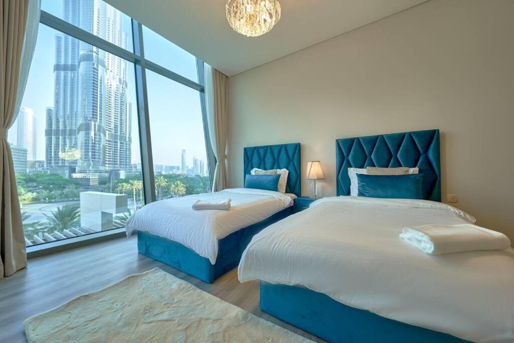 Magnificent Stunning 3 Bedroom With Burj Khalifa View * Dubaï