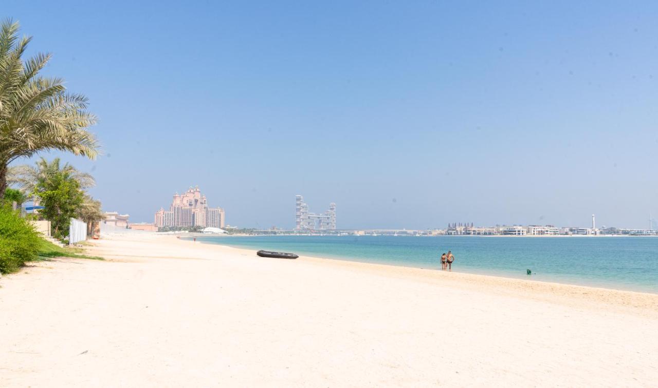 Ultimate / 4 Beds / Private / The Palm / Beachfront / Upgraded / Full Palm, Marina Skyline, Ain View * Dubai