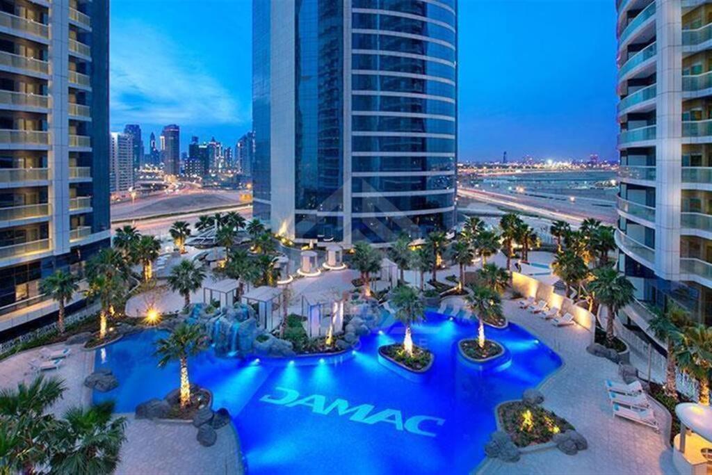 Damac Towers By Paramount & Apartamento *