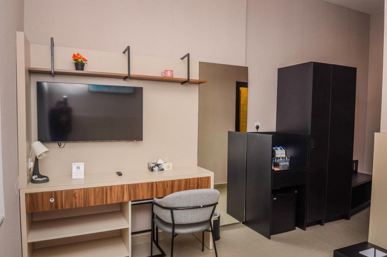 Western Academic Hotel 3*