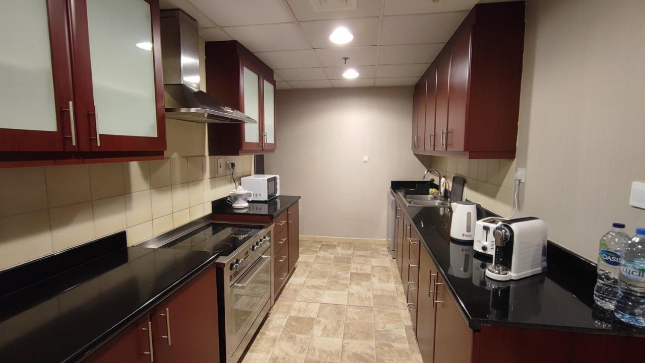 La Buena Vida Homes - Front Very Spacious, Luxe And Modern 3 Bedroom With Full Kitchen In Jbr , 3 Min To The Jbr Marina And Tram Station Apartment *