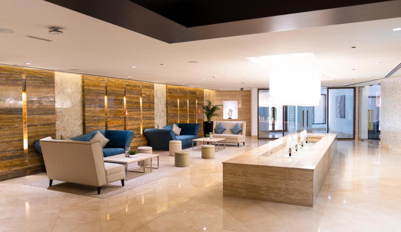 Ultimate / 4 Beds / Private / The Palm / Beachfront / Upgraded / Full Palm, Marina Skyline, Ain View Apartment Dubai
