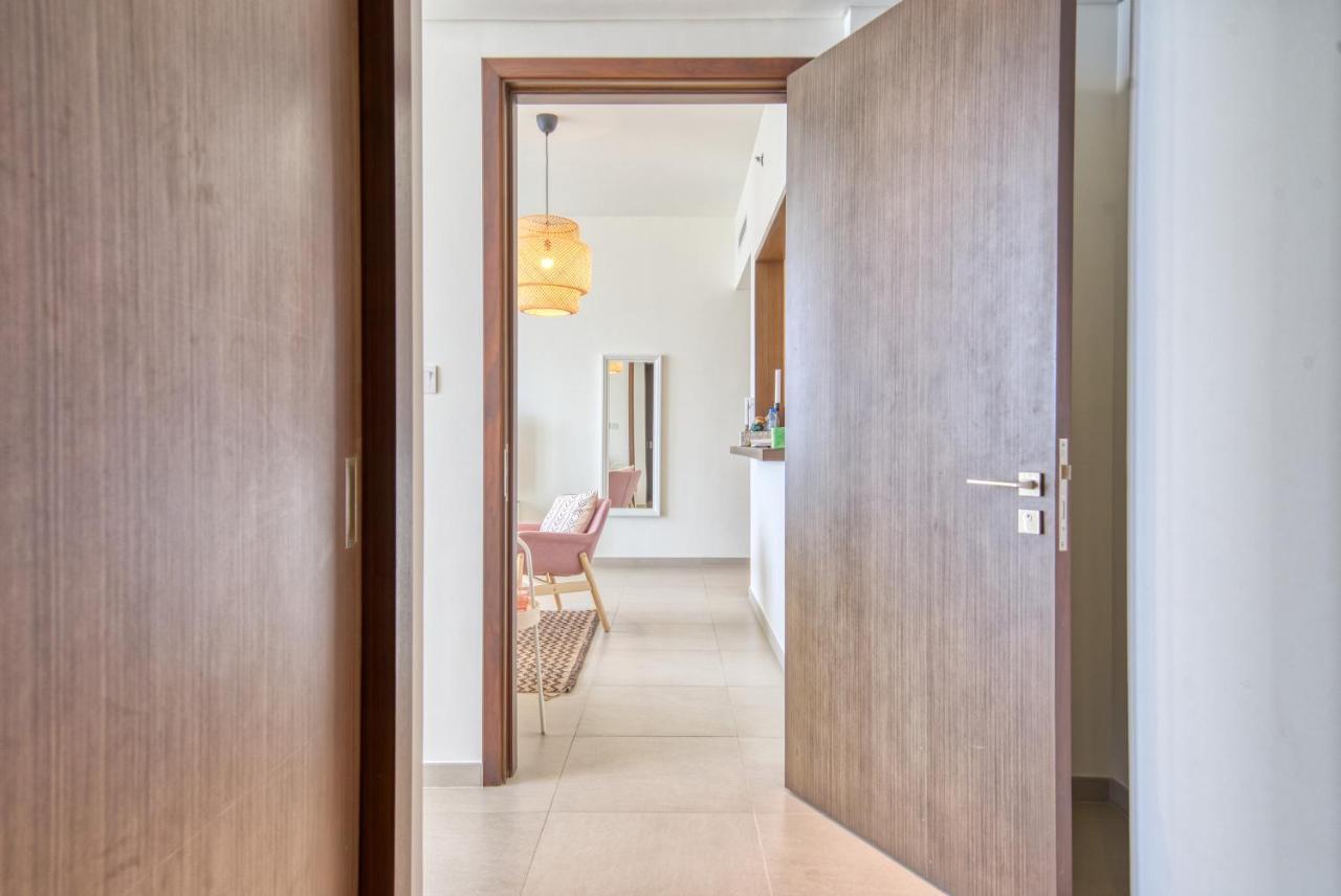 Boho-chic Cosy 1br, Minutes To Burj Khalifa *