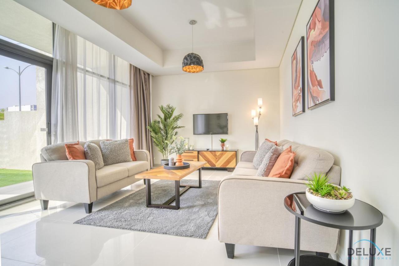 Flawless 3br Townhouse With Assistant's At Damac Hills 2 By Deluxe Homes *
