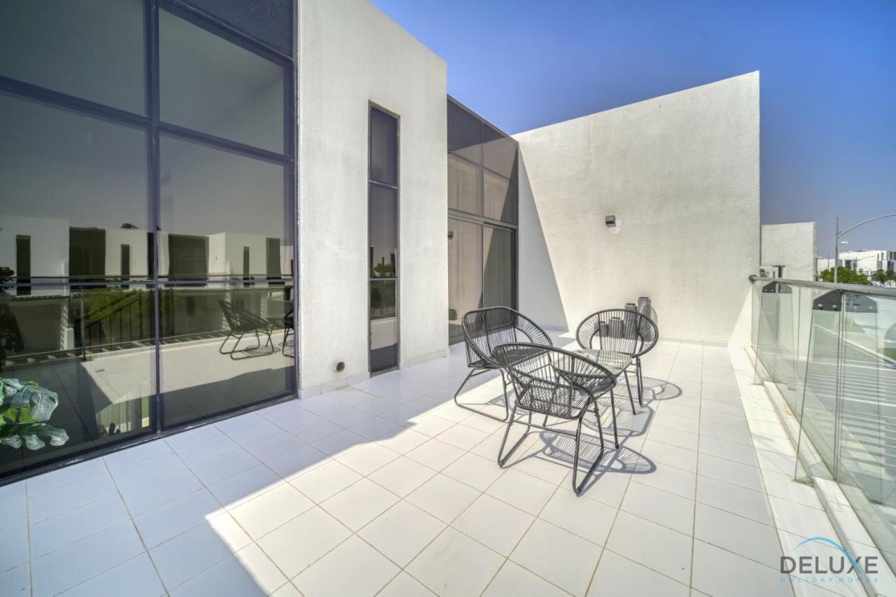 Flawless 3br Townhouse With Assistant's At Damac Hills 2 By Deluxe Homes
