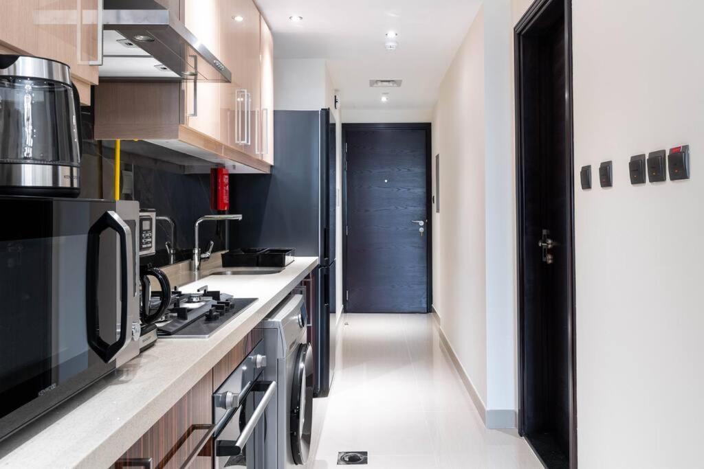 Jacuzzi, Pool And Gym - 5min From Burj Khalifa Appartement