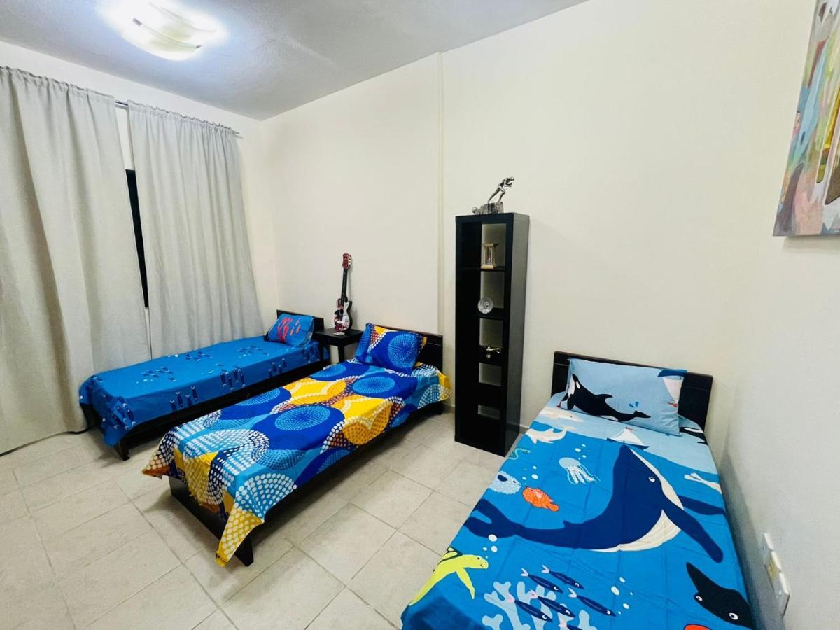 Dubai Hostel Albergue