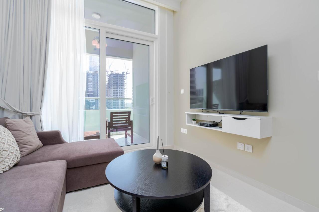 Pristine 1 Bedroom At Reva Residences Appartement