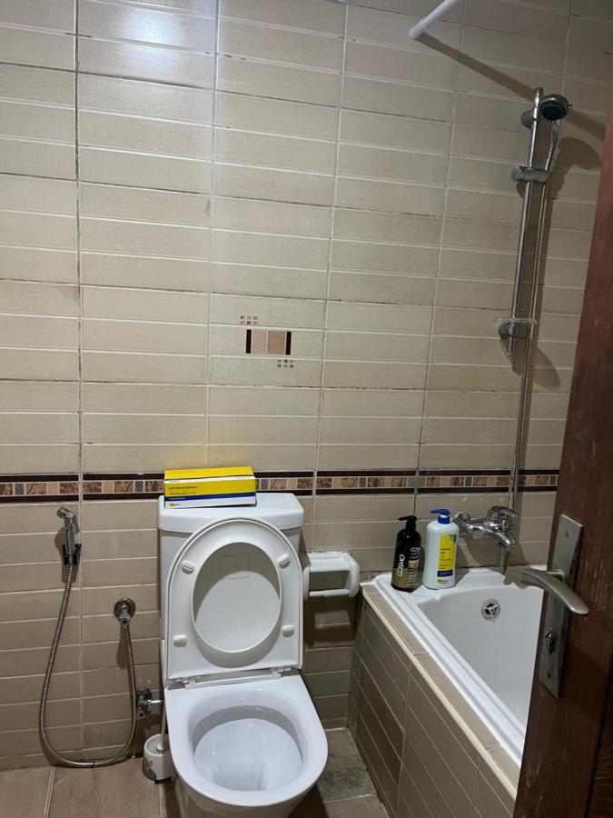 Master Attached Bathroom Appartement Dubai