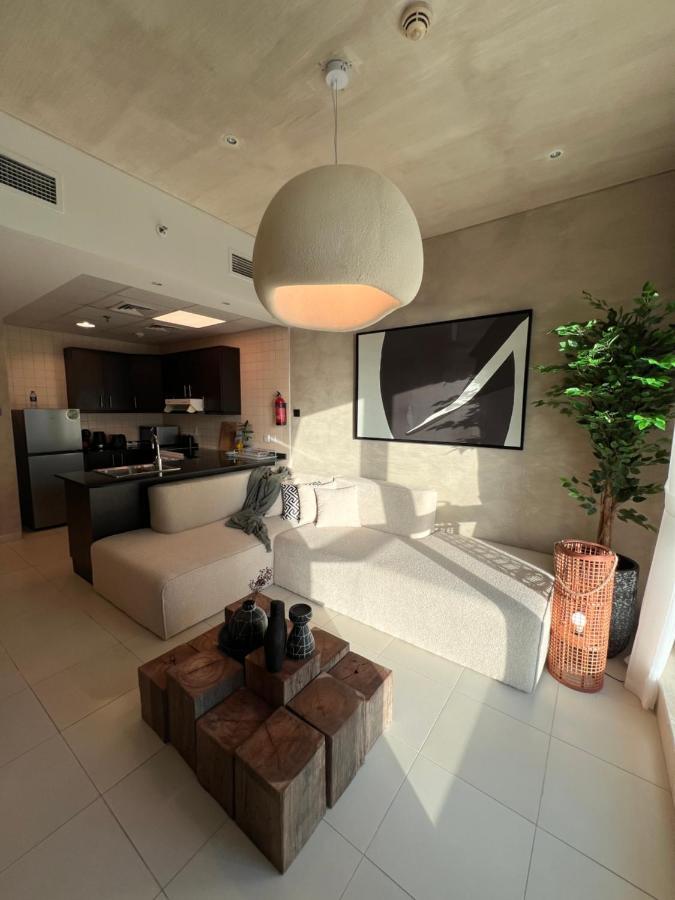 Lovely Eye & Sea View, 3 Mints To Appartement Dubai