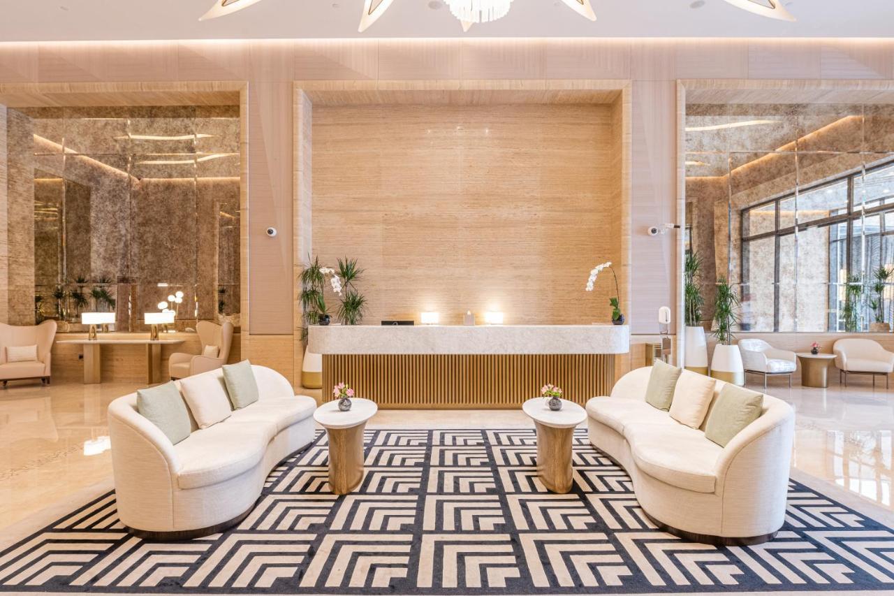 Ultra Luxury Palm Tower With Shared Facilities Dubái