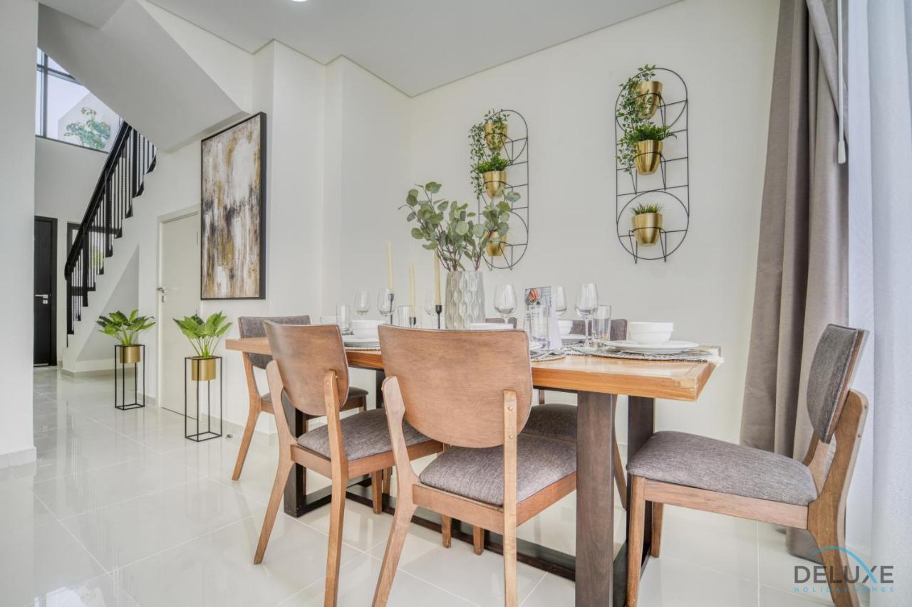 Flawless 3br Townhouse With Assistant's At Damac Hills 2 By Deluxe Homes