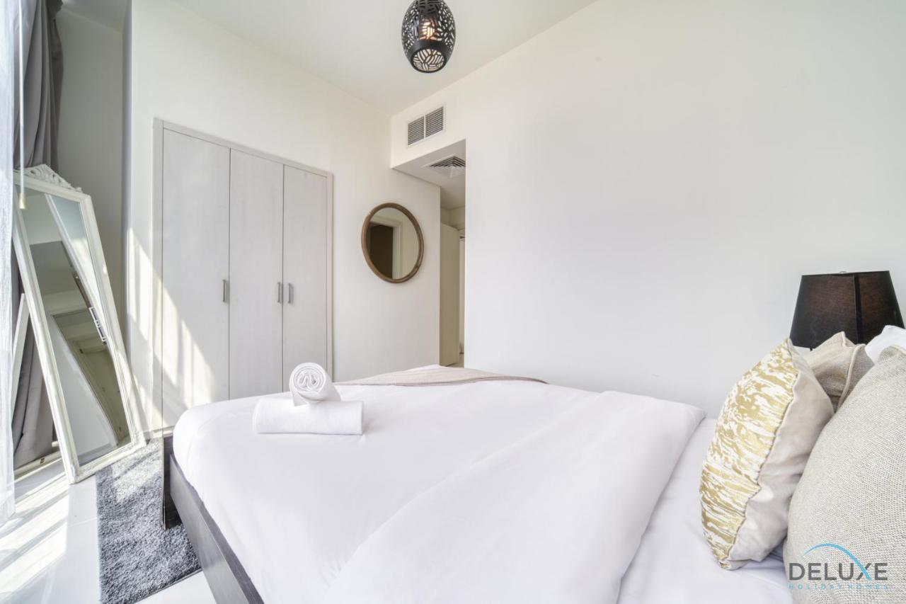 Flawless 3br Townhouse With Assistant's At Damac Hills 2 By Deluxe Homes * Dubaï