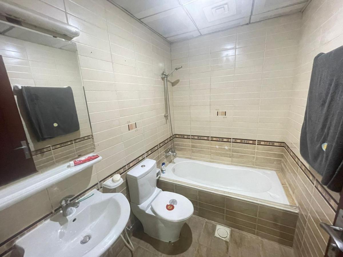 Dubai Hostel Albergue