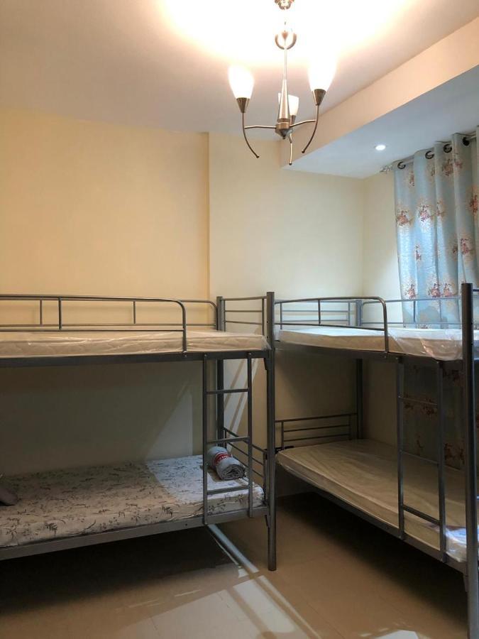 Decent 2 Boys Hostel Near Burjuman Metro Station Hostal *