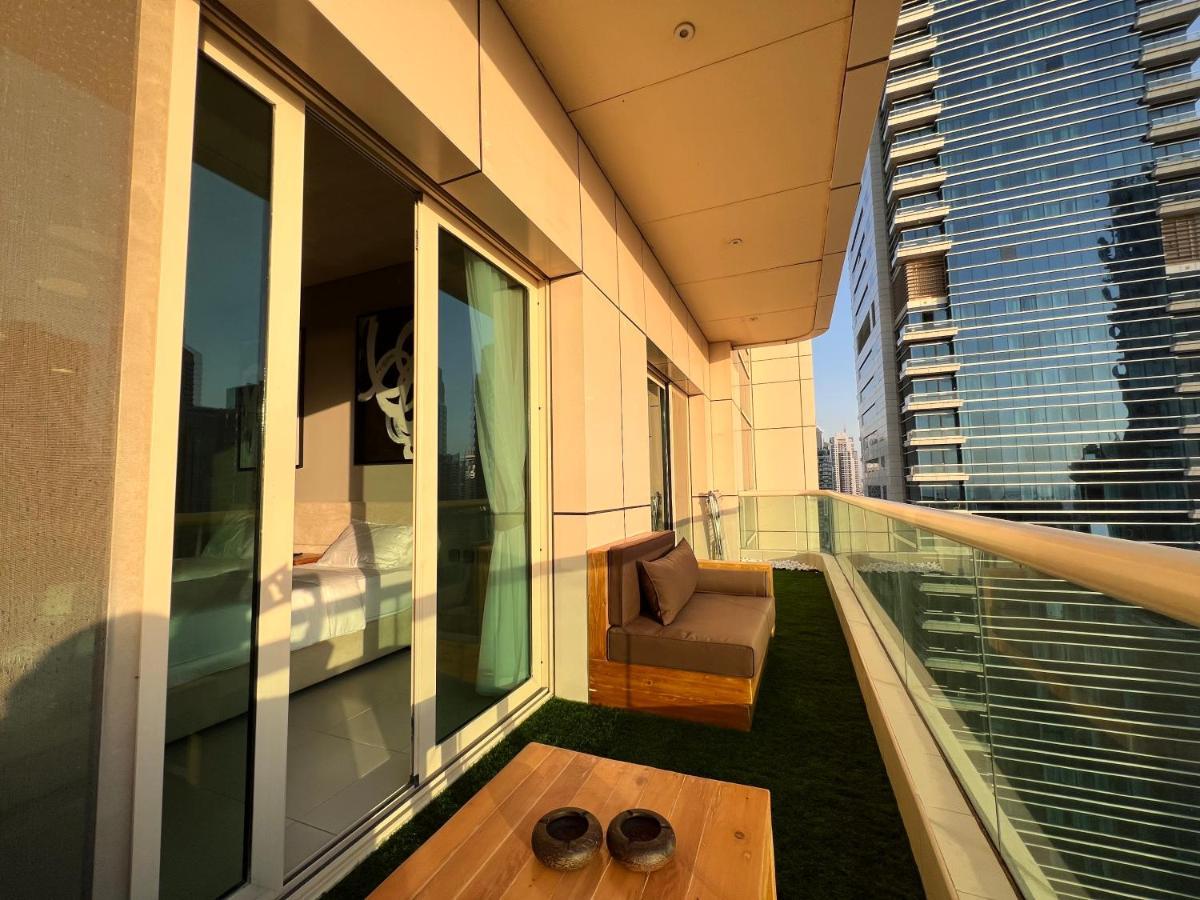 Lovely Eye & Sea View, 3 Mints To Dubai