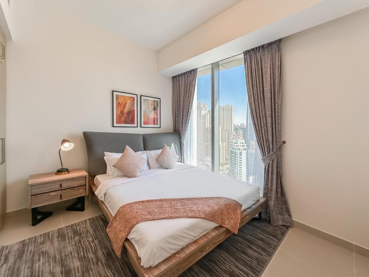 Luton - Sea And Eye View & Luxury 3br , 5242 Tower - , Marina - 28ab02 Apartamento *