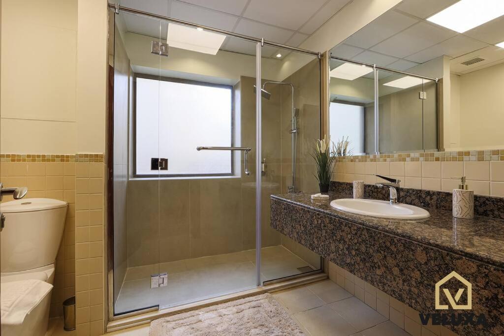 Veluxa - Spectacular 4 Bedroom Appartamento *