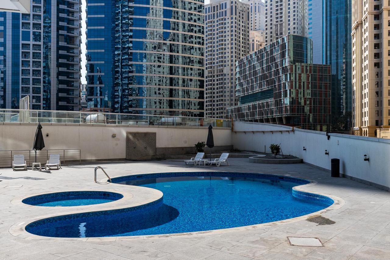 V Edition - Tranquil Retreat With Terrace And Epic Marina View * Dubai