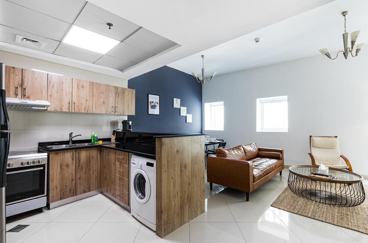 Feriehus V Edition - Tranquil Retreat With Terrace And Epic Marina View *