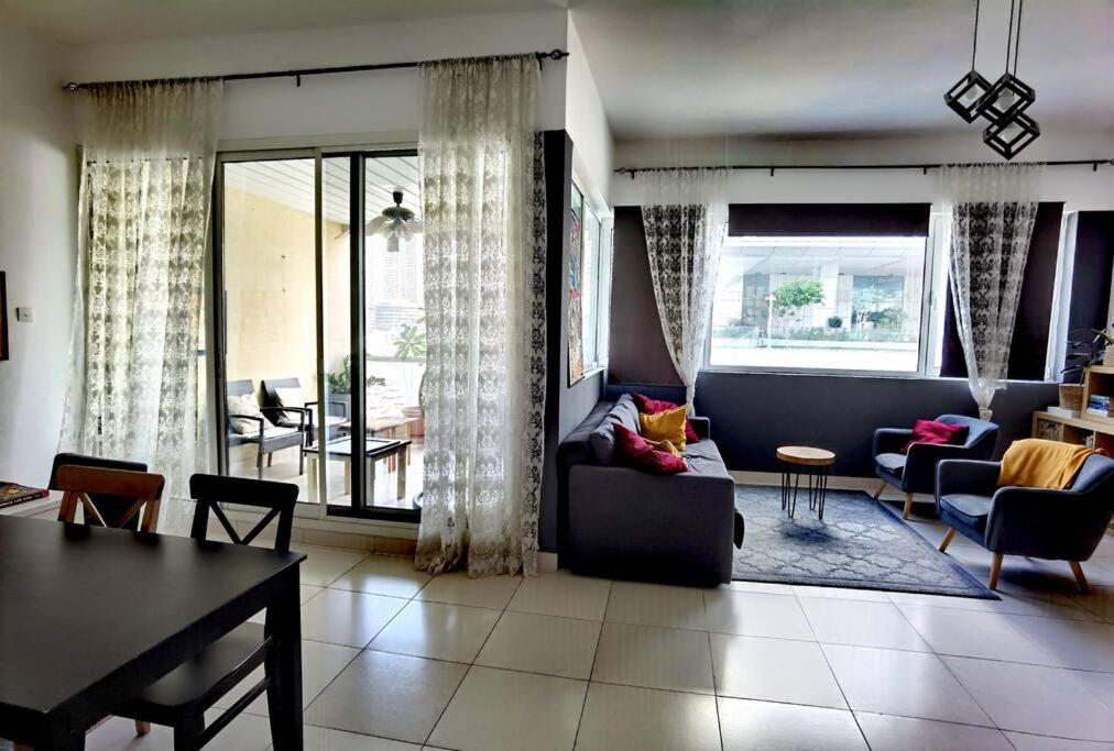 Apartament Marina View, 3 Min Walk To Metro And Beach Plus Free One Hour Boat Trip *