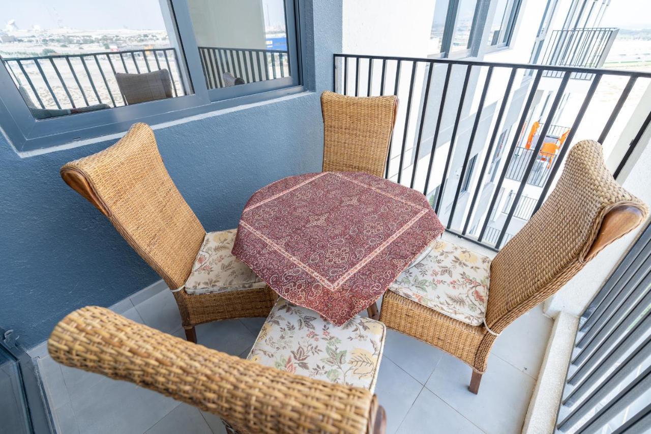 Trinity Homes - Luxury 2br With Modern Amenities, Near To Energy Metro Station Appartement Dubaï