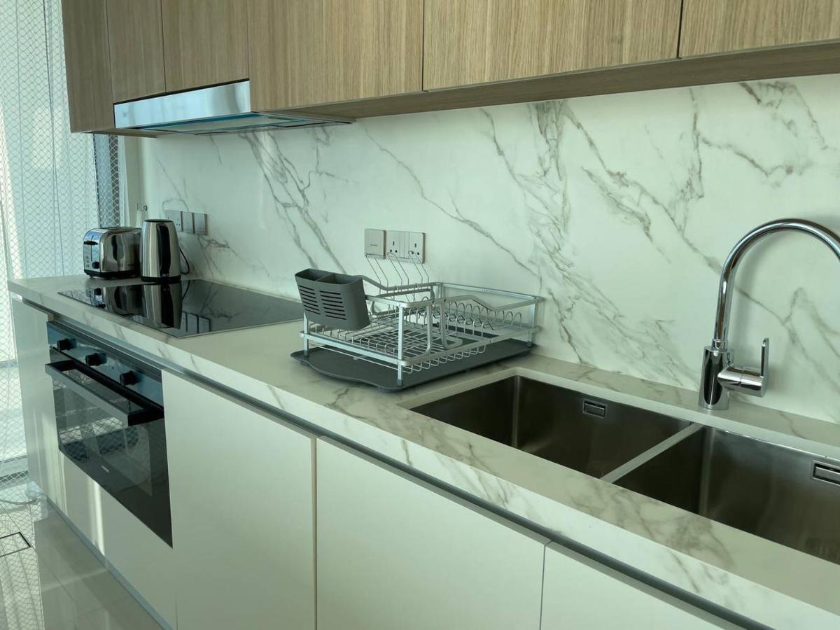 Apartamento Dar Vacation - Magnificent Palm And Marina View Brown 3bdr Dubái