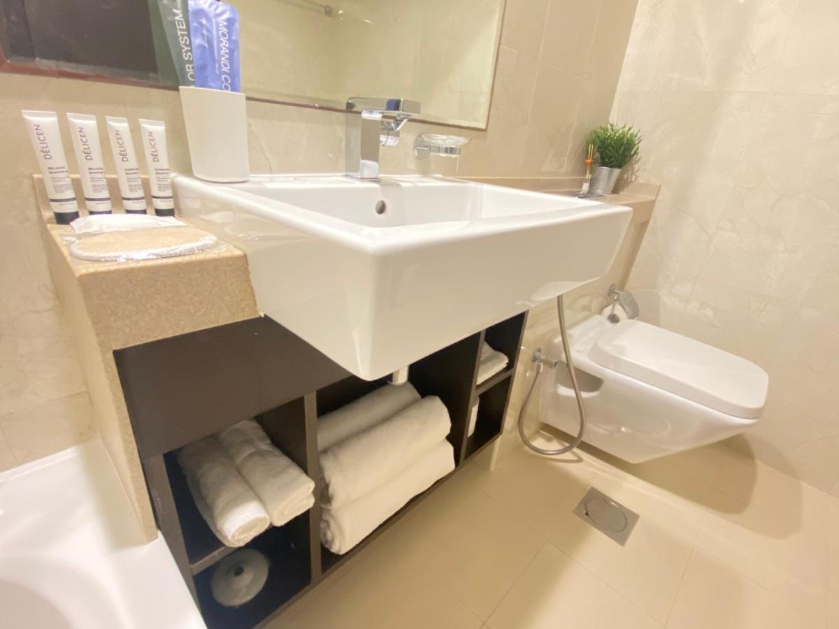 Stylish 2 Bdr In Marina & Beach Access Available Appartement Dubai