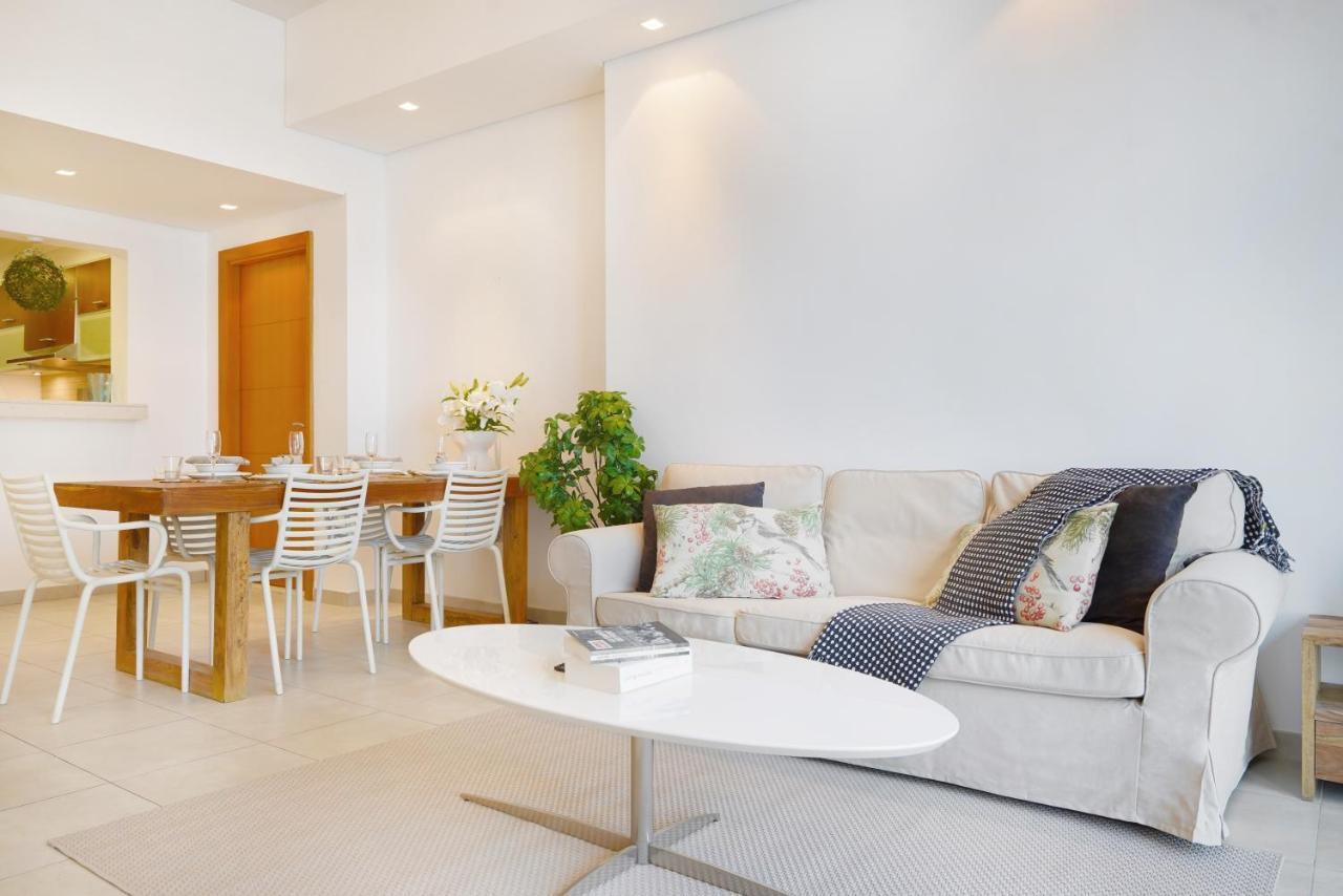 Maison Privee - Modern And Airy 2br In Palm Jumeirah Apartament