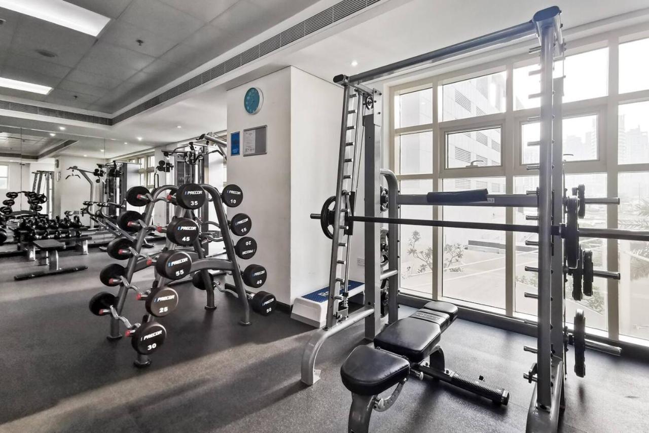 Lovely Eye & Sea View, 3 Mints To Appartement Dubai