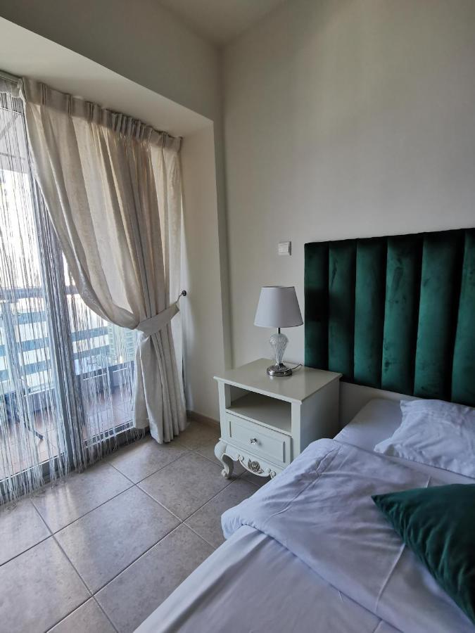 Serenity 3br Palm View In Marina Apartamento Dubái