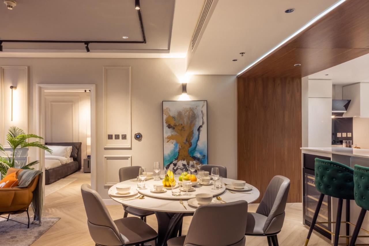 Signature - The Palm Jumeirah Dubai