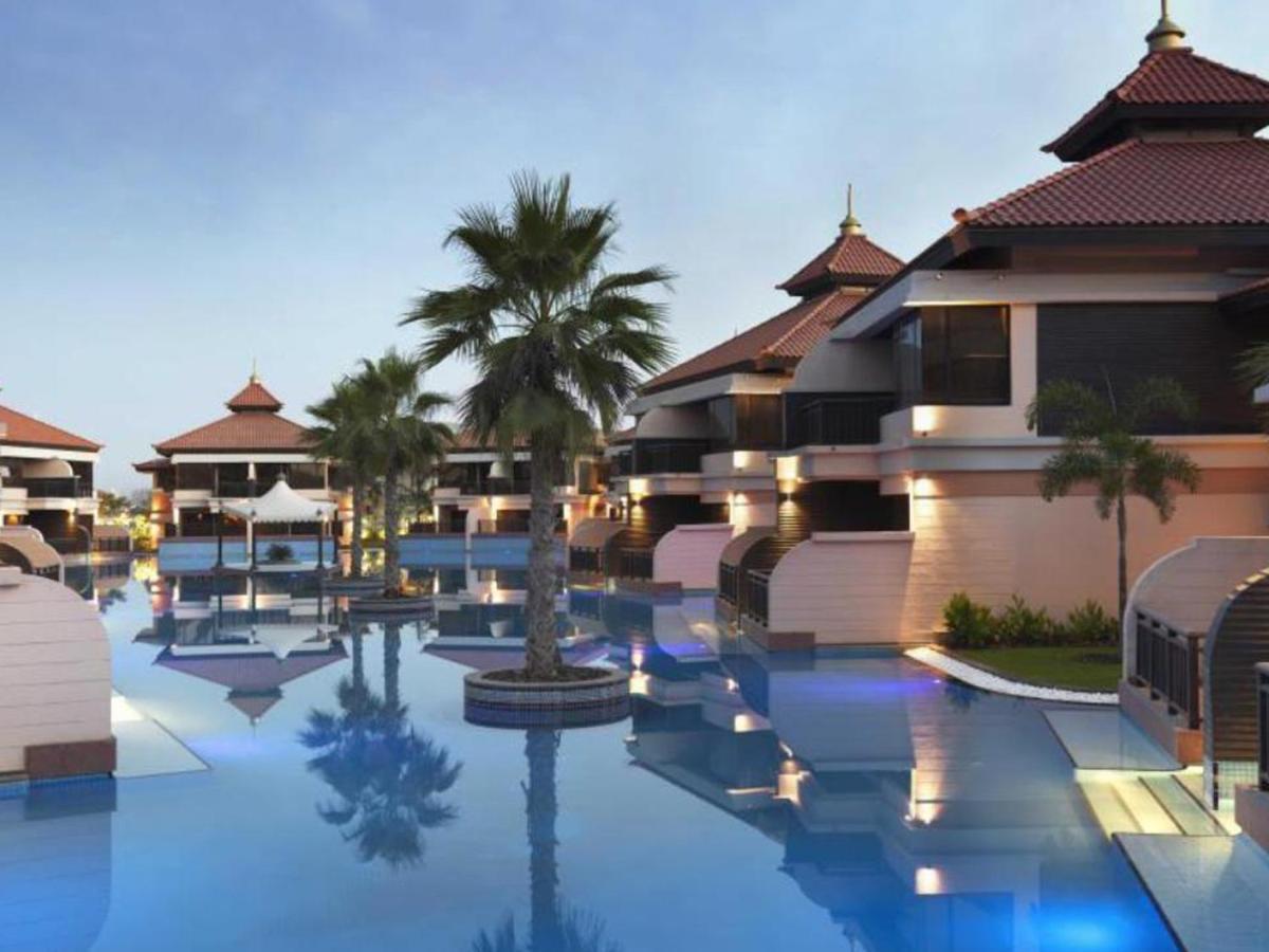 Signature - The Palm Jumeirah *