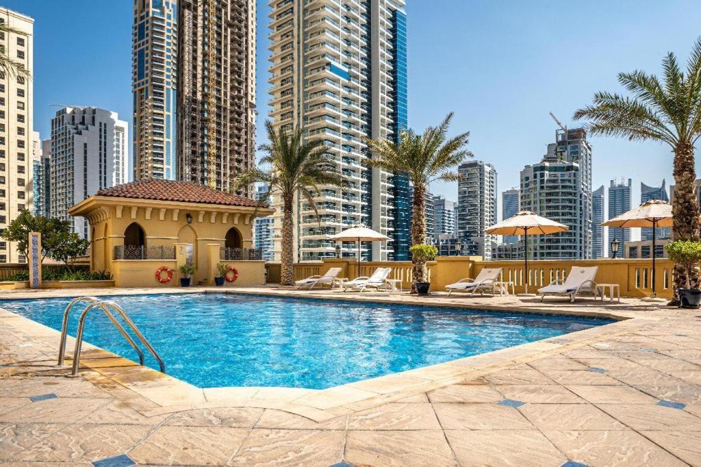 Neyar Beach Vibes - The Penthouse Ostello