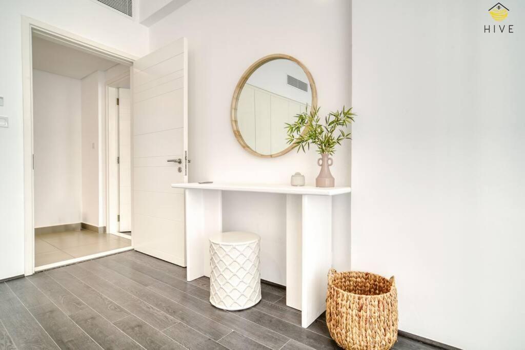 Beautiful 2 Bedroom In J8