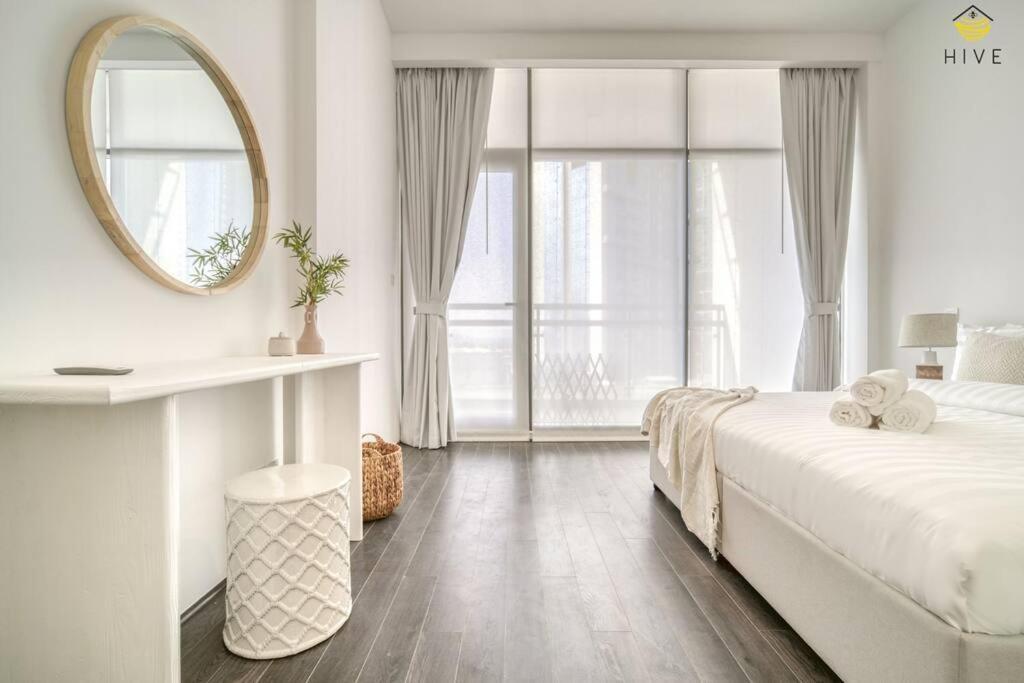 Beautiful 2 Bedroom In J8
