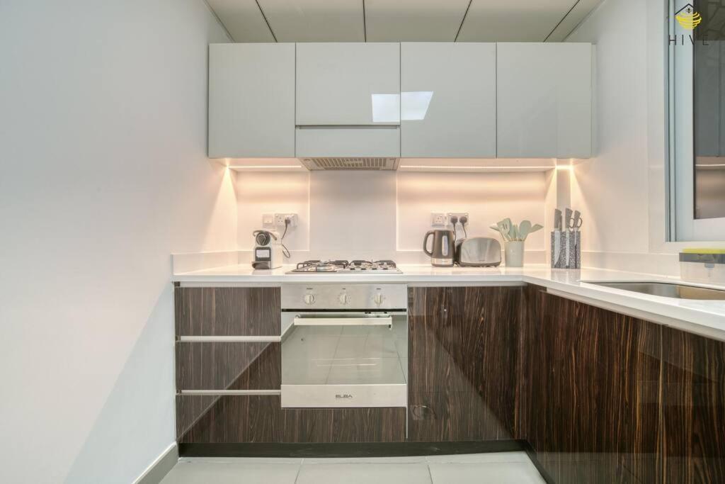 Appartement Beautiful 2 Bedroom In J8 *