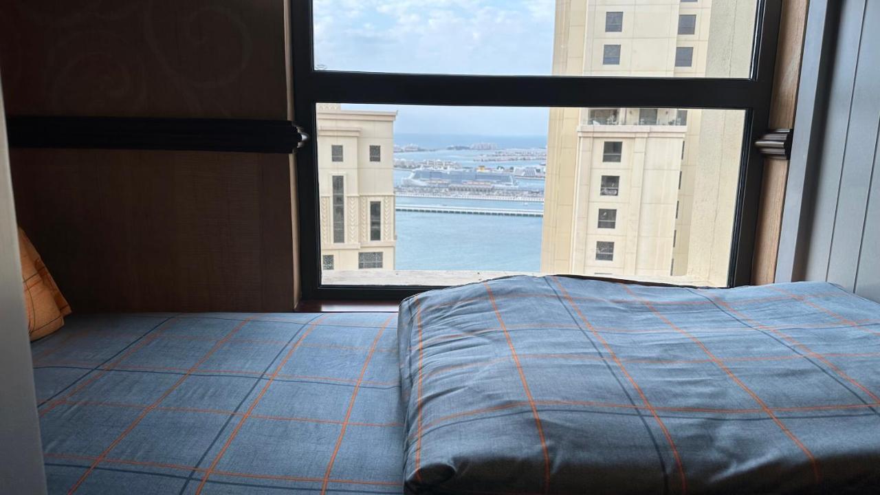 Neyar Beach Vibes - The Penthouse Ostello Dubai