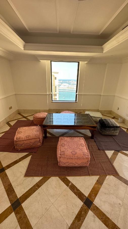Neyar Beach Vibes - The Penthouse Ostello Dubai