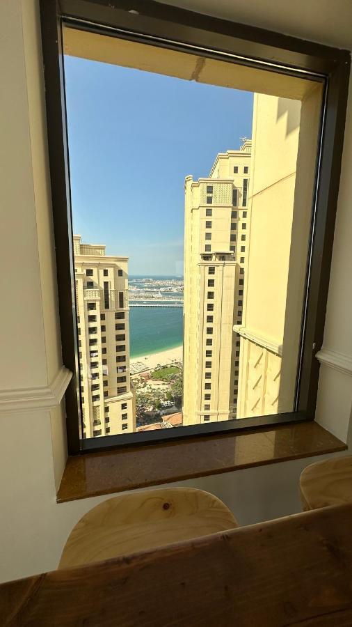 Neyar Beach Vibes - The Penthouse Ostello