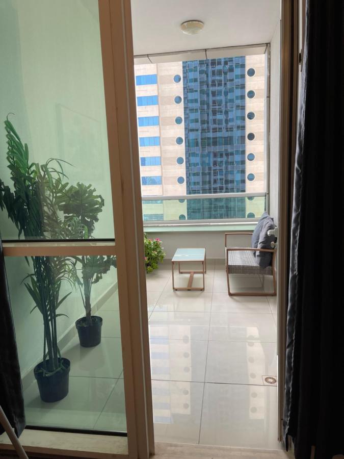 Sea View 1br - Marina Pinnacle * Dubai
