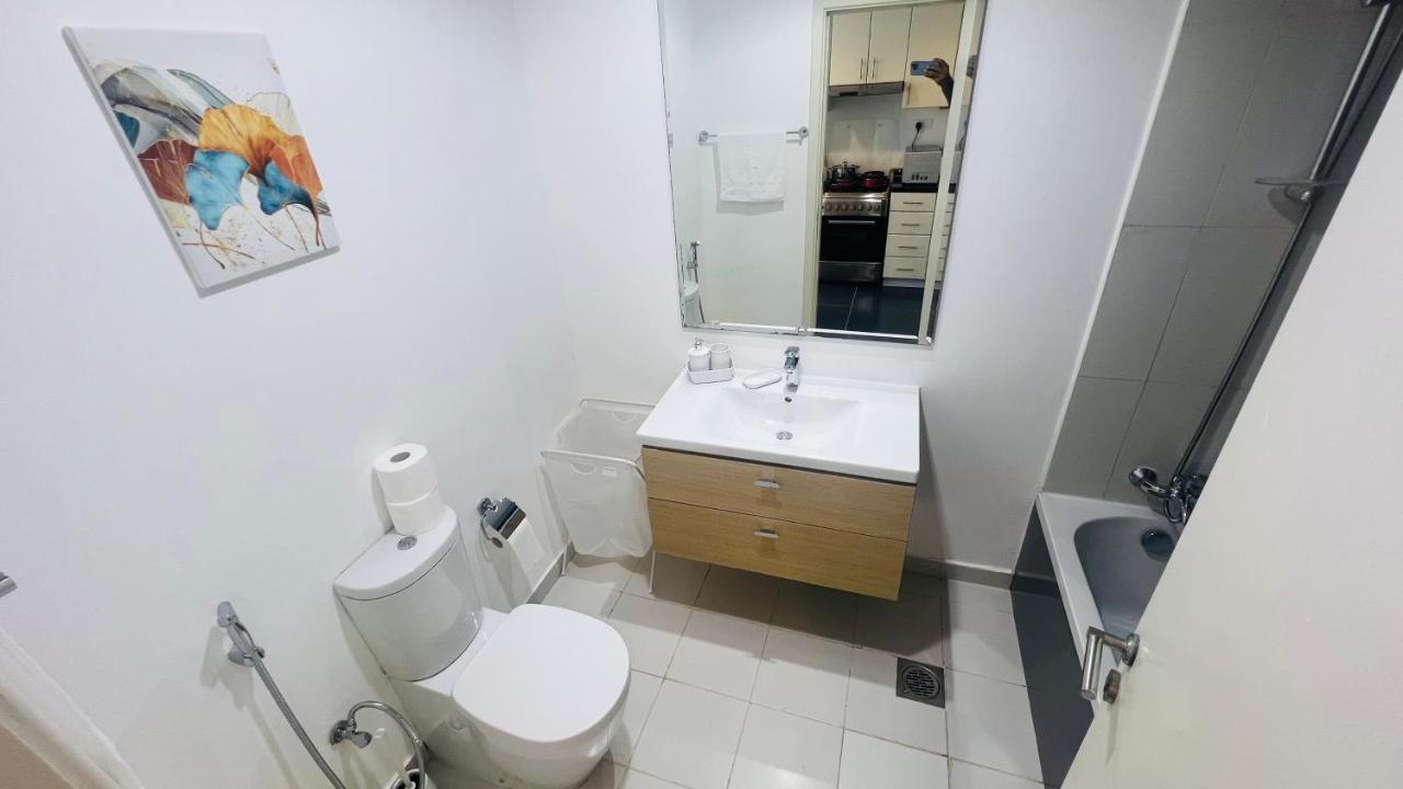 Appartamento Newly Furnished Bright And Cozy - Damac Hills Dubai