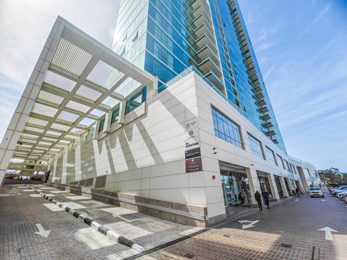 Appartement Beautifully Furnished 1br-dubai Eye View And Private Beach Access Dubaï
