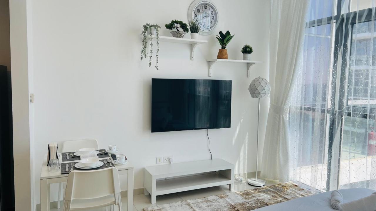 Appartamento Newly Furnished Bright And Cozy - Damac Hills *