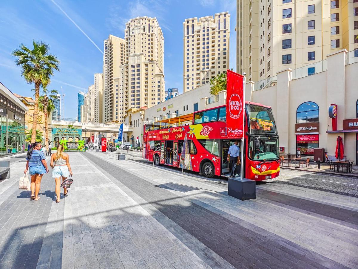 Appartement Beautifully Furnished 1br-dubai Eye View And Private Beach Access Dubaï