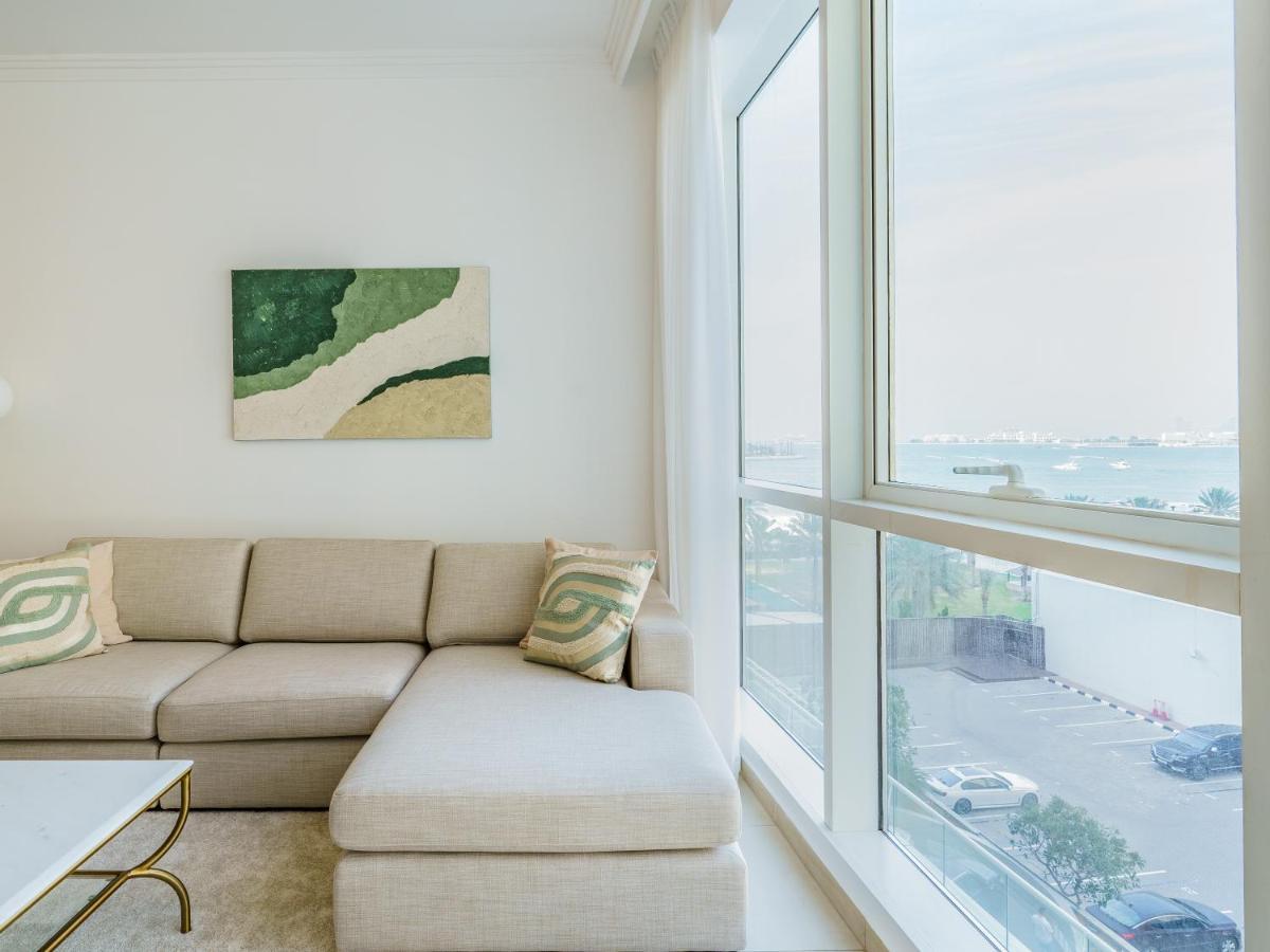 Appartement Beautifully Furnished 1br-dubai Eye View And Private Beach Access *