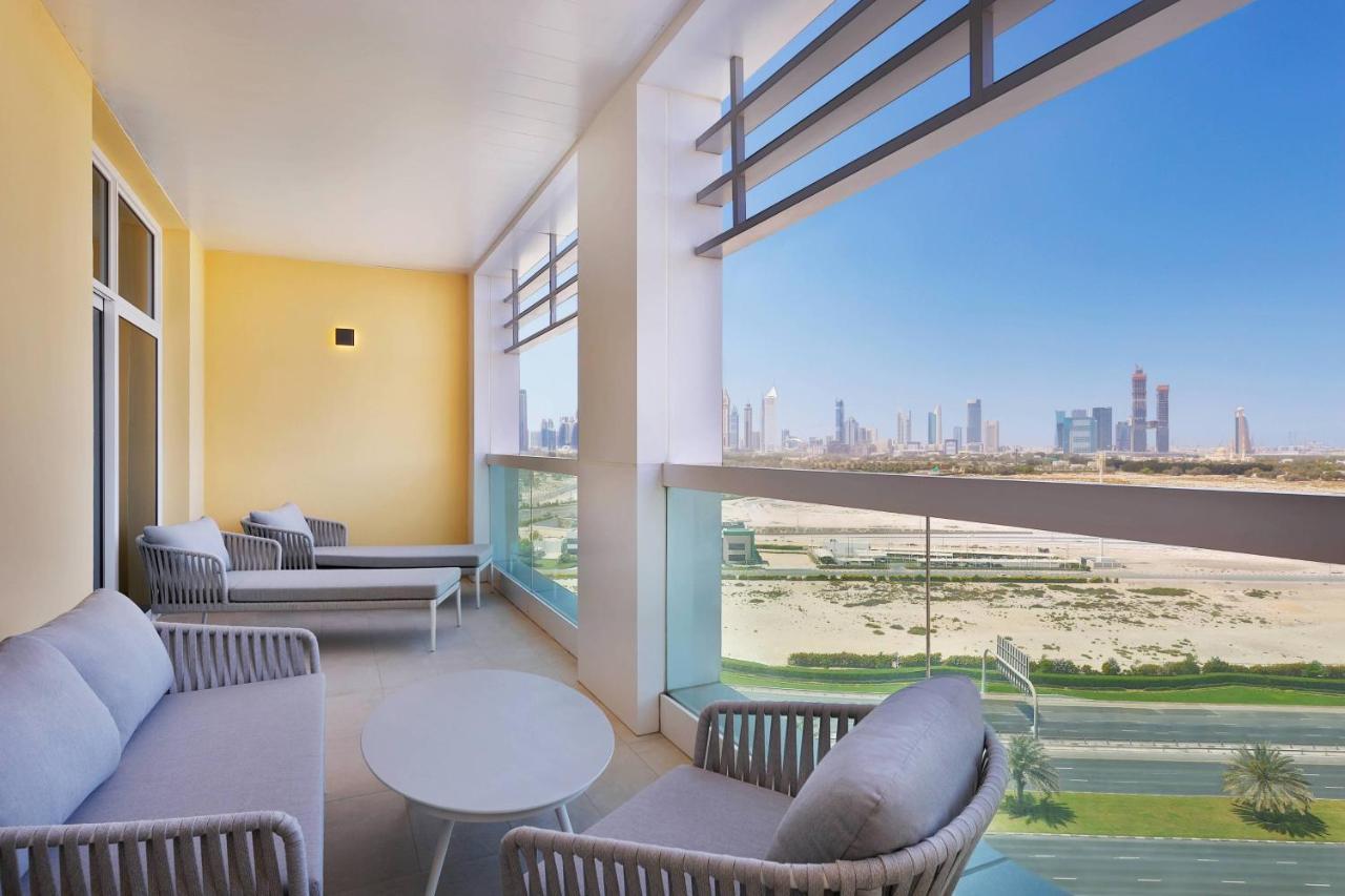 By Marriott Al Jaddaf Hotel Dubái